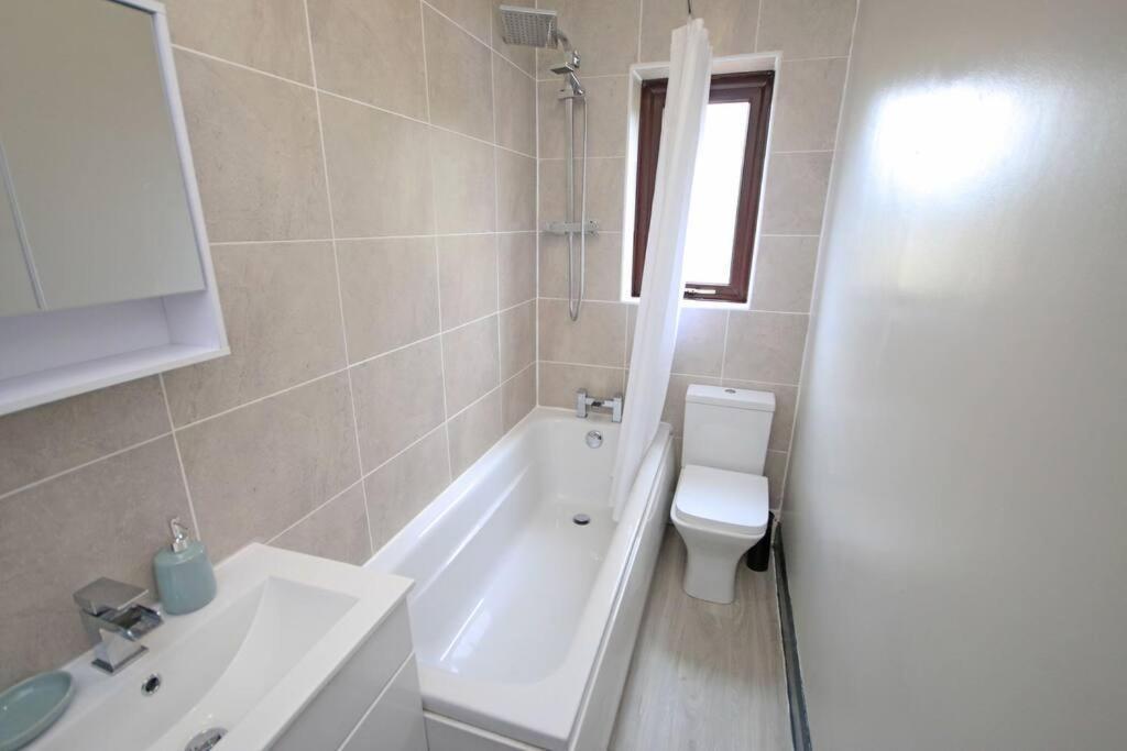 Bellshaw - Newly Refurbished Holiday home Bradford (West Yorkshire)