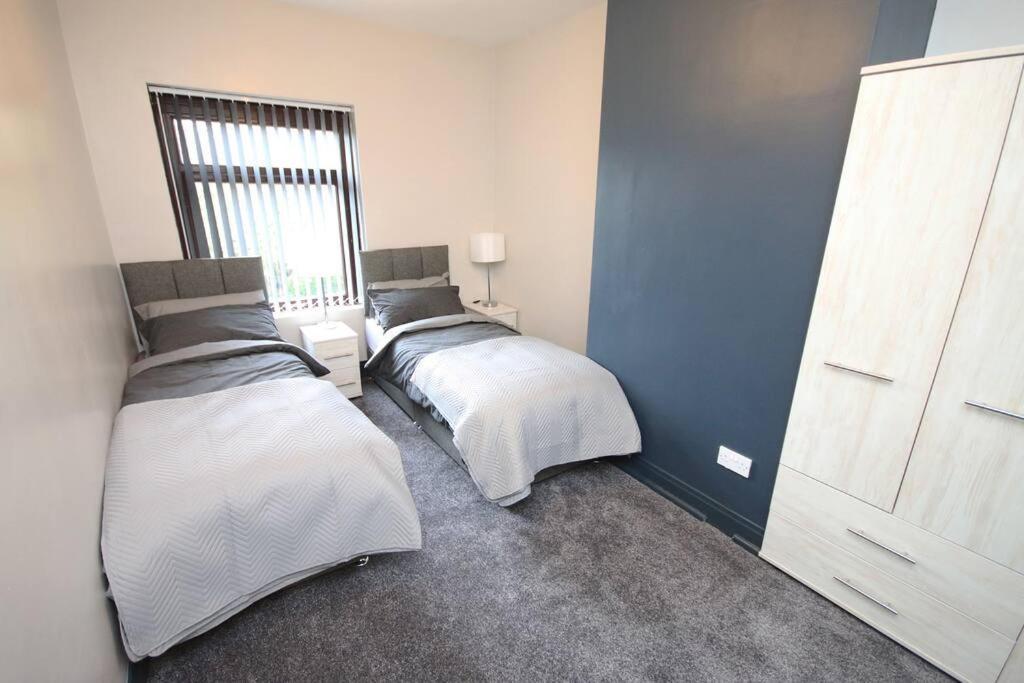 Bellshaw - Newly Refurbished * Bradford (West Yorkshire)